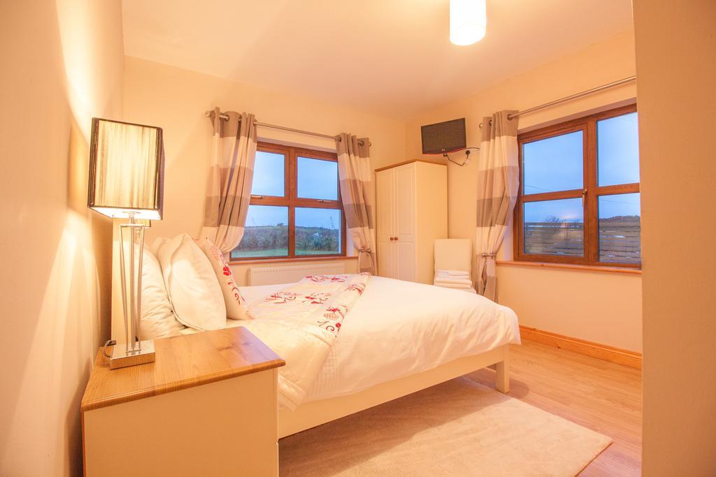 Bed and Breakfast Achill Water'S Edge Doogort Zewnętrze zdjęcie